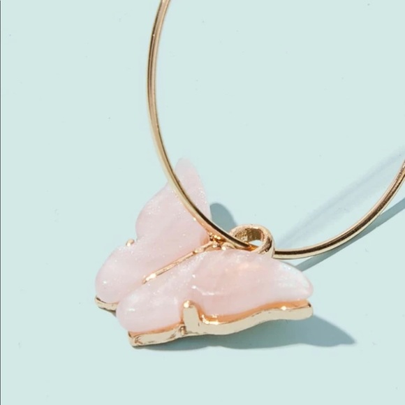 • Maci • Butterfly Hoops - Picture 2 of 3